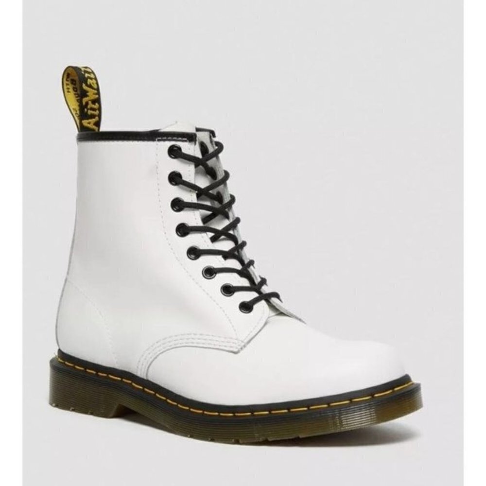 Dr. Martens 1460 SMOOTH LEATHER LACE UP BOOTS White Unisex Sz 6 Mens